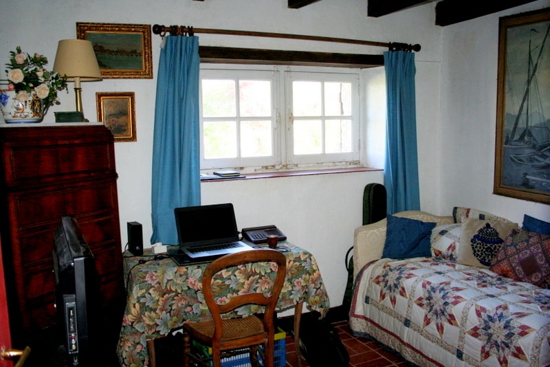 Chambre "Le Bureau" avec lit simple