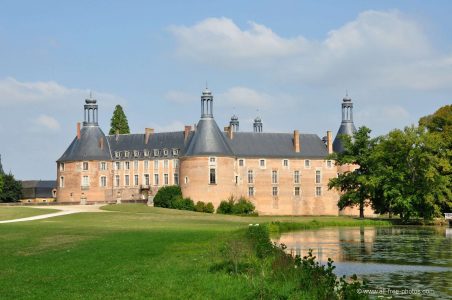 Lire la suite à propos de l’article Château de Saint-Fargeau